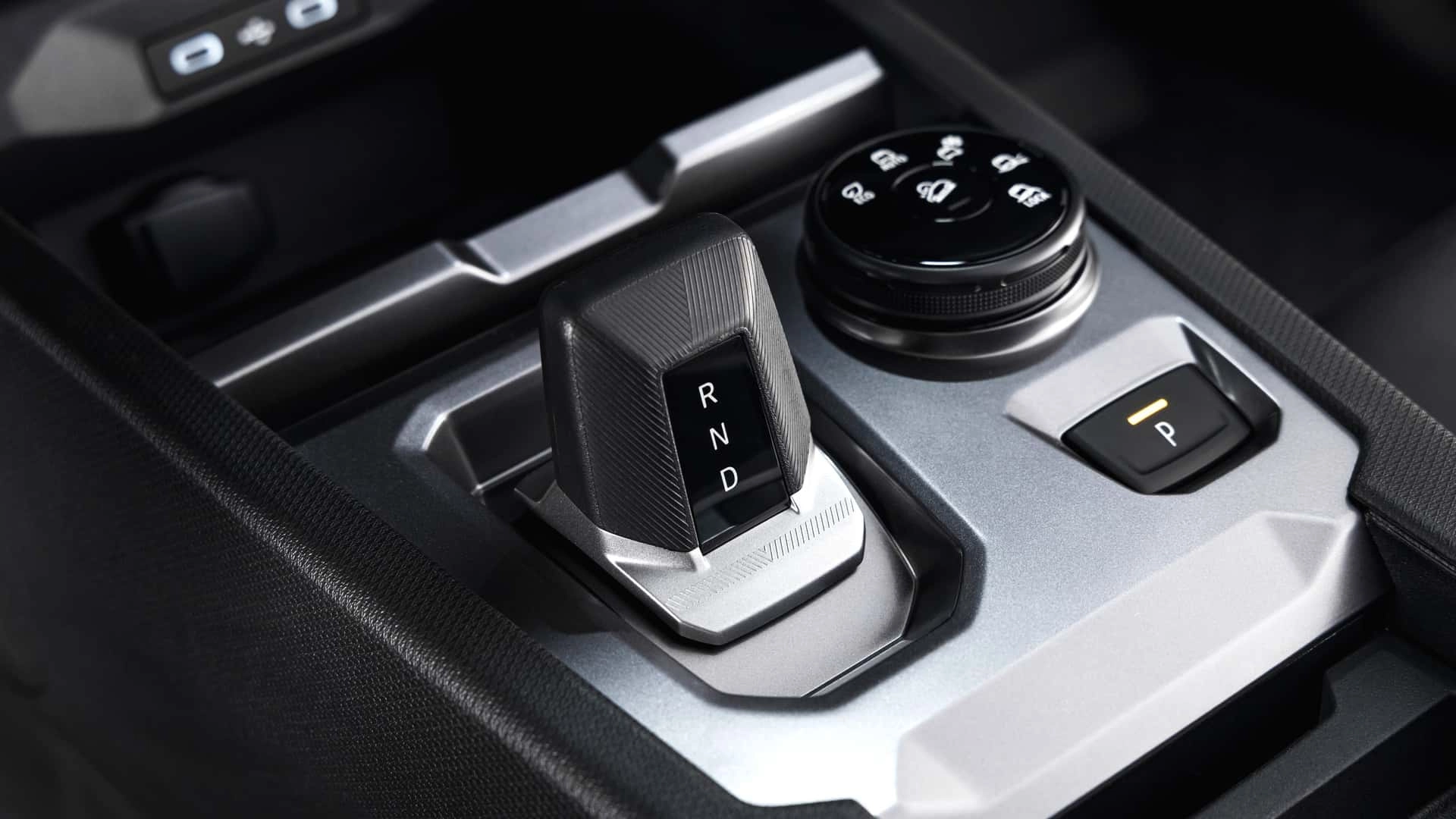 Dacia striker extreme hybrid 150 4x4 2026 (8)